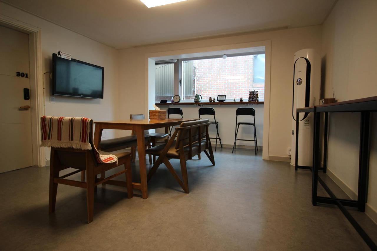 Rumah tetamu Bunk Backpackers Seoul