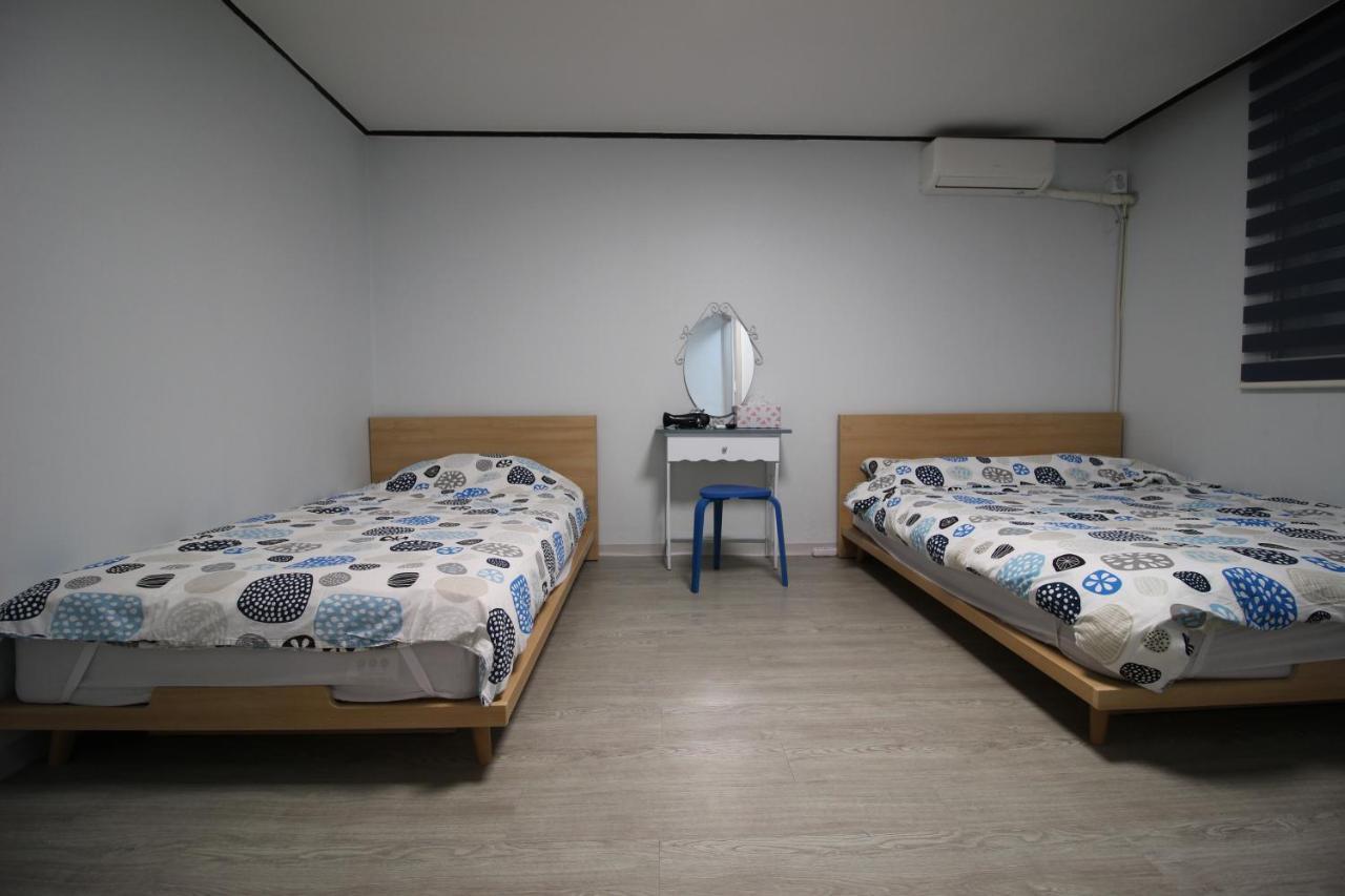 Bunk Backpackers Rumah tetamu Seoul