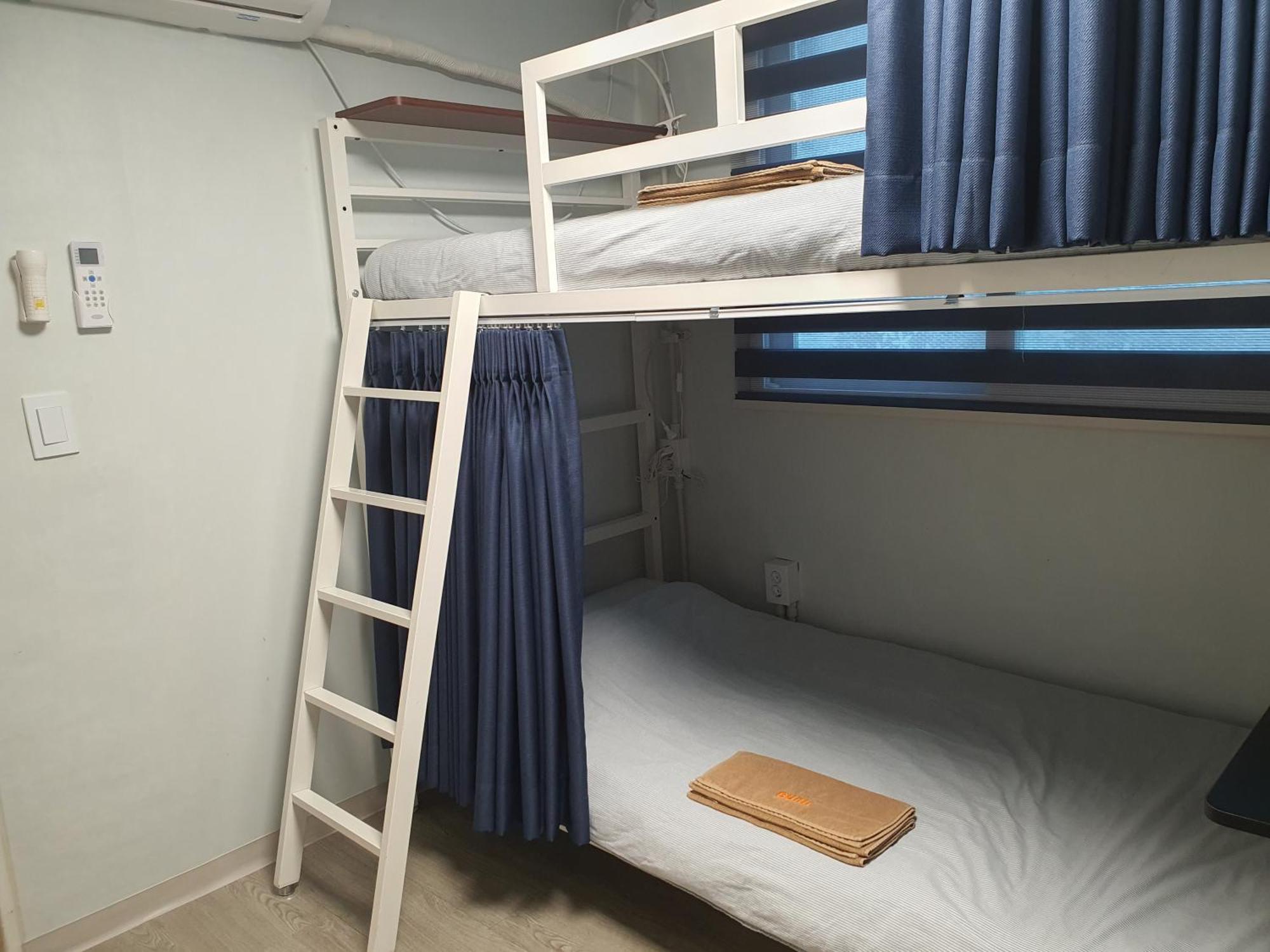 Rumah tetamu Bunk Backpackers Seoul