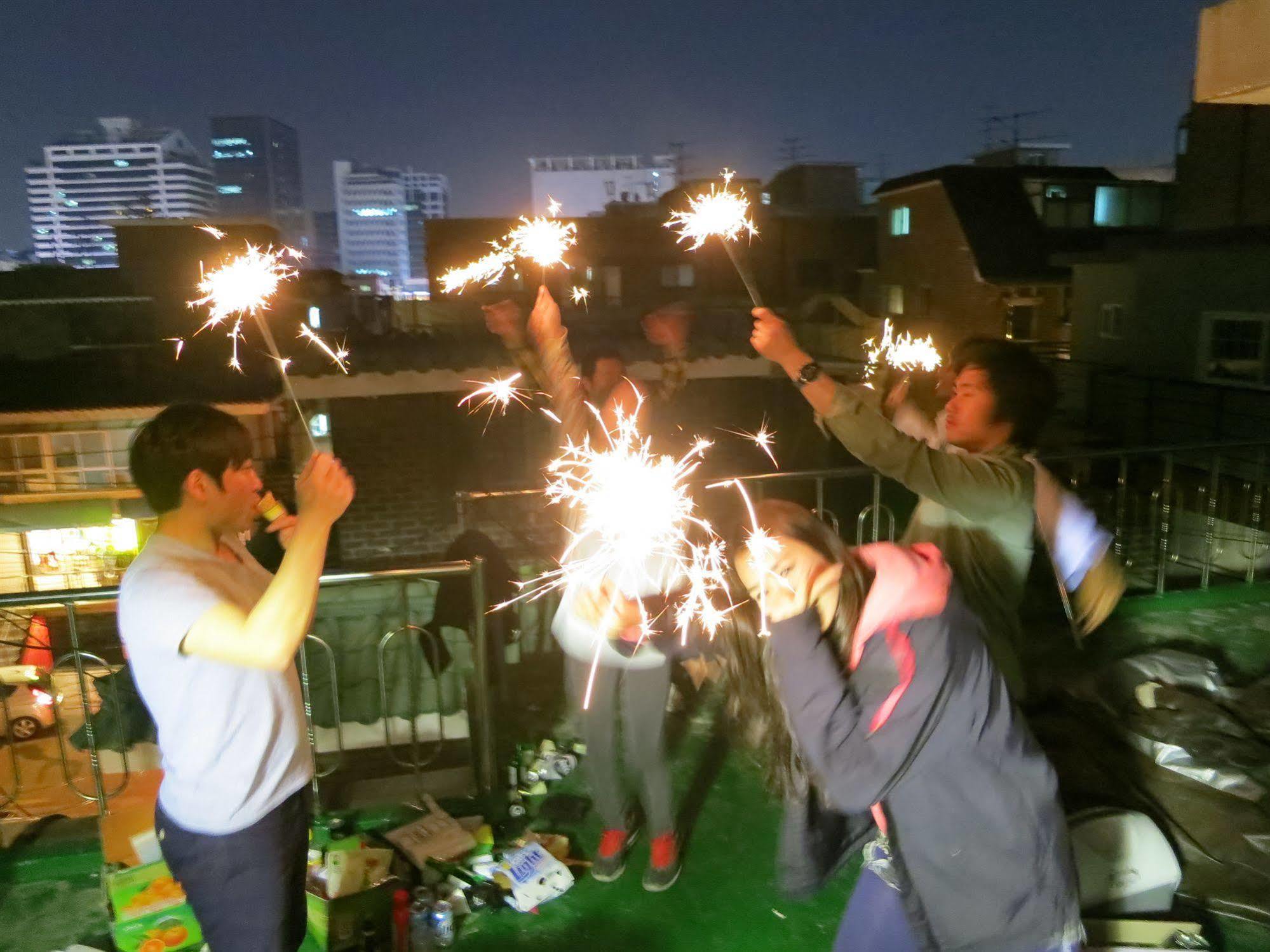 Rumah tetamu Bunk Backpackers Seoul